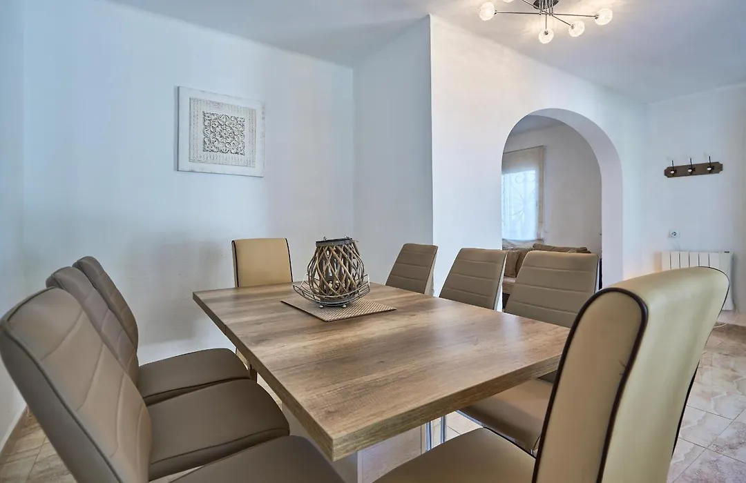 Villa Fleming-1